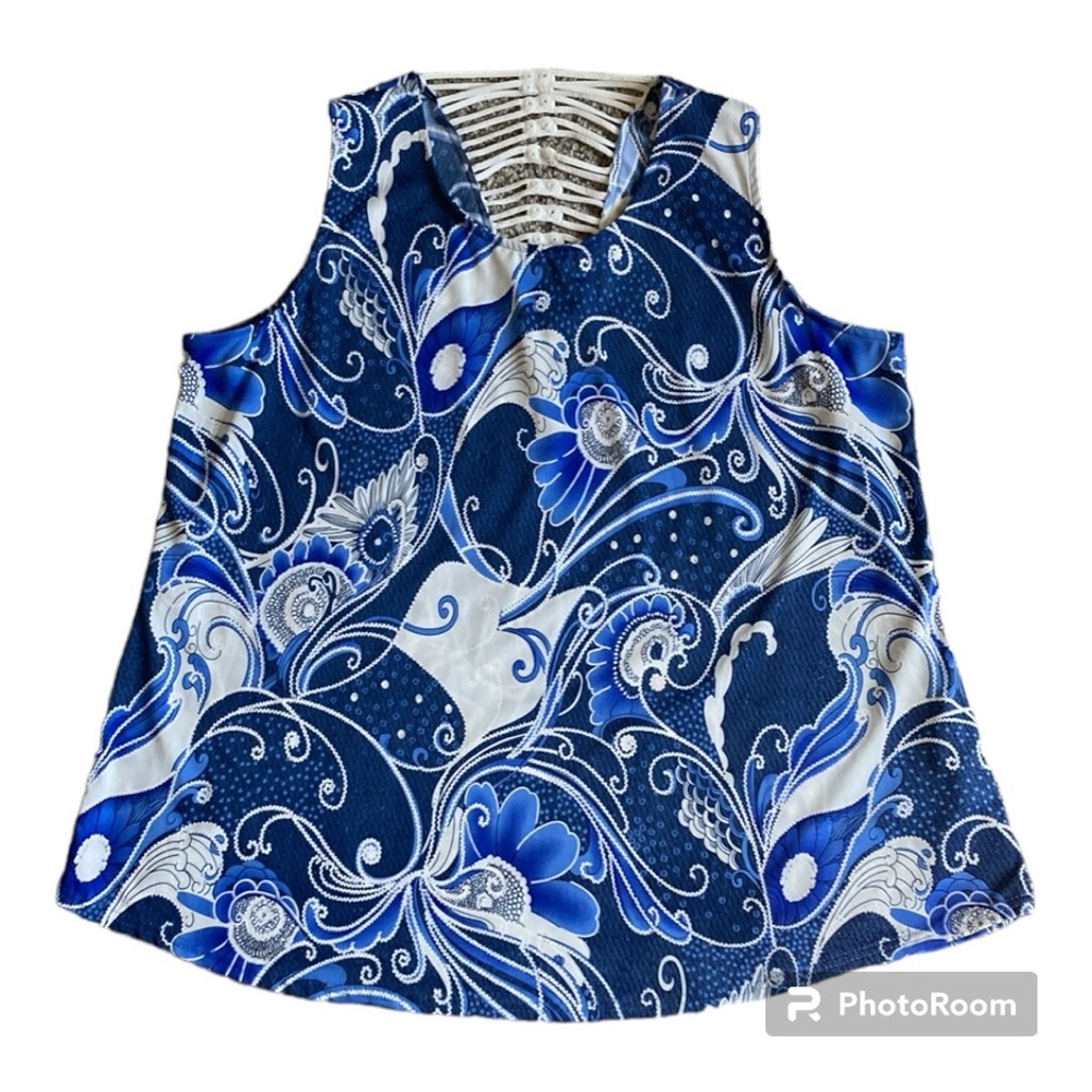 Shoreline Wear Sleeveless Round Neck Tunic Blue & White Paisley Open Rope Back